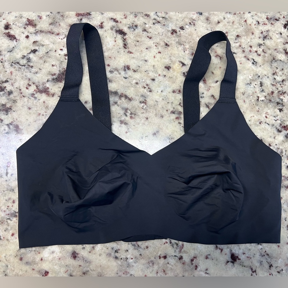 Knix Black Seamless Unpadded Bra Size 7 36DD/36DDD/38DD